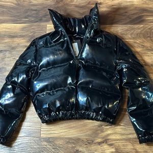 PRETTYLITTLETHING patent crop bubble jacket